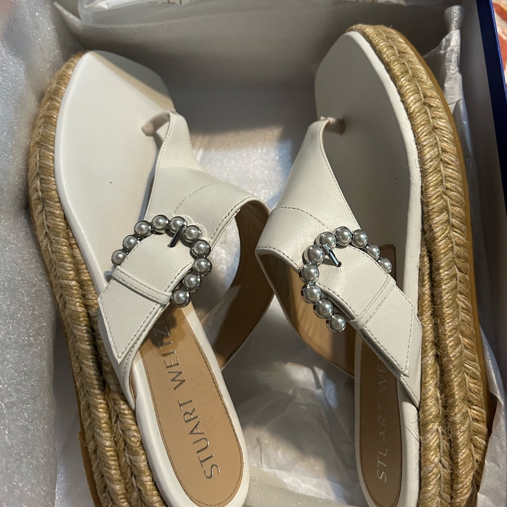 Stuart Weitzman Thong Espadrille size 38.5
Original Box & Dust Cover